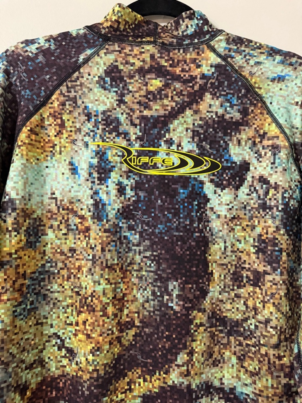 Riffe Digi-Tex Rash Guard Large Camo Lycra - Picture 4 of 6
